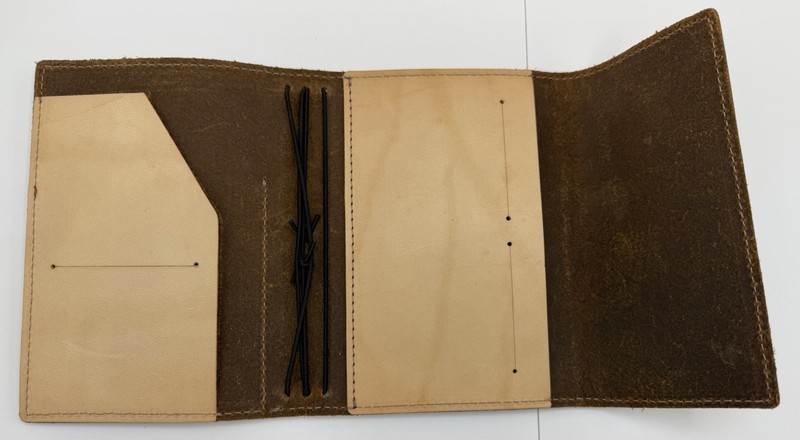 Sojourner Pocket Plus Traveler’s Notebook Brown Leather 4 Elastic Folio TN gallery
