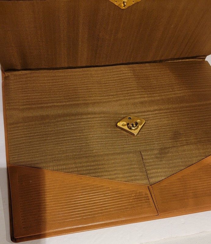 Portfolio Presentation Case Embossed Scroll Accent Stores Loose and Bound 11x14 gallery