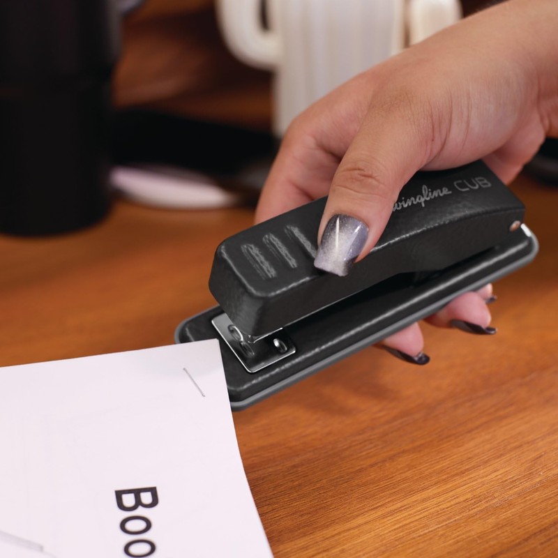 Compact Desktop Stapler 20 Sheet Capacity Metal Mini Stapler Matte Black gallery